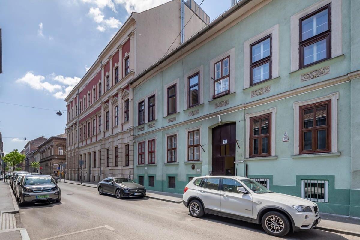 Very Center - Modern - Cute Apartament